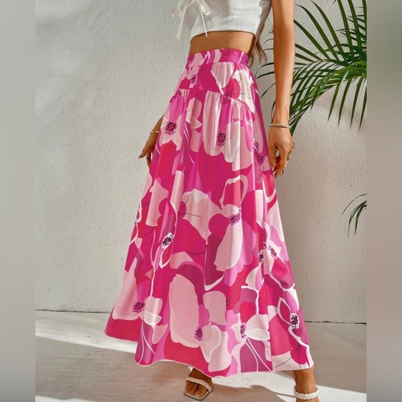 Dresses & Skirts - Floral pink ruffle hem maxi skirt size medium. Never been worn